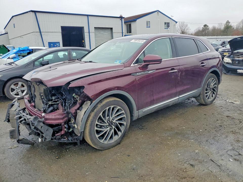 2020 Lincoln Nautilus Reserve