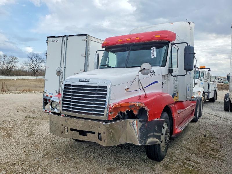 2006 Freigliner 2006 Freightliner CST120 Semi Truck