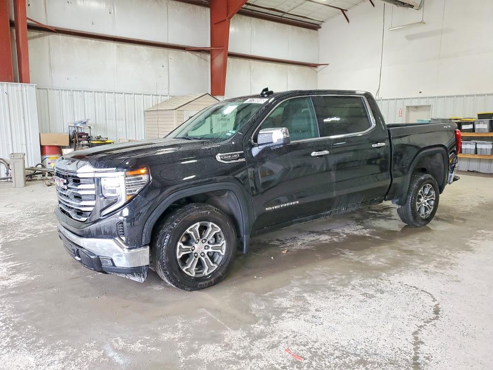 2025 GMC Sierra K1500 slt