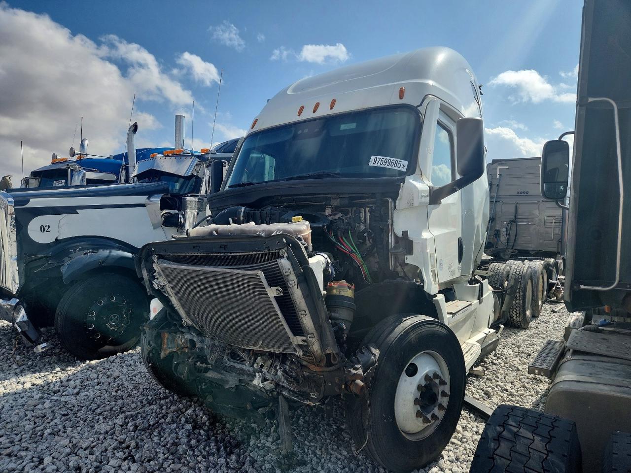 2022 Freigliner 2022 Freightliner Cascadia 126 Semi Truck