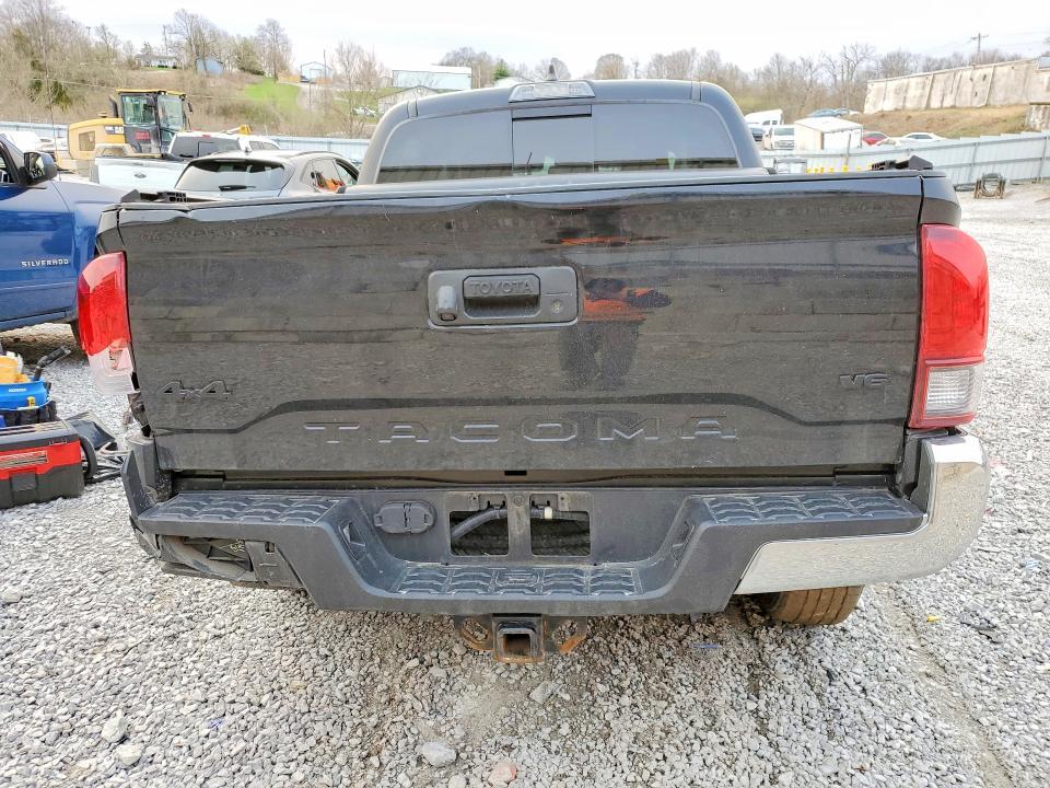 2022 Toyota Tacoma SR5 V6