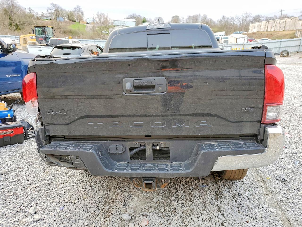 2022 Toyota Tacoma SR5 V6