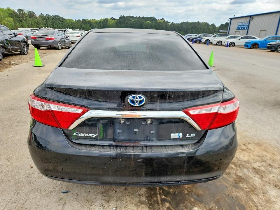 2017 Toyota Camry Hybrid le