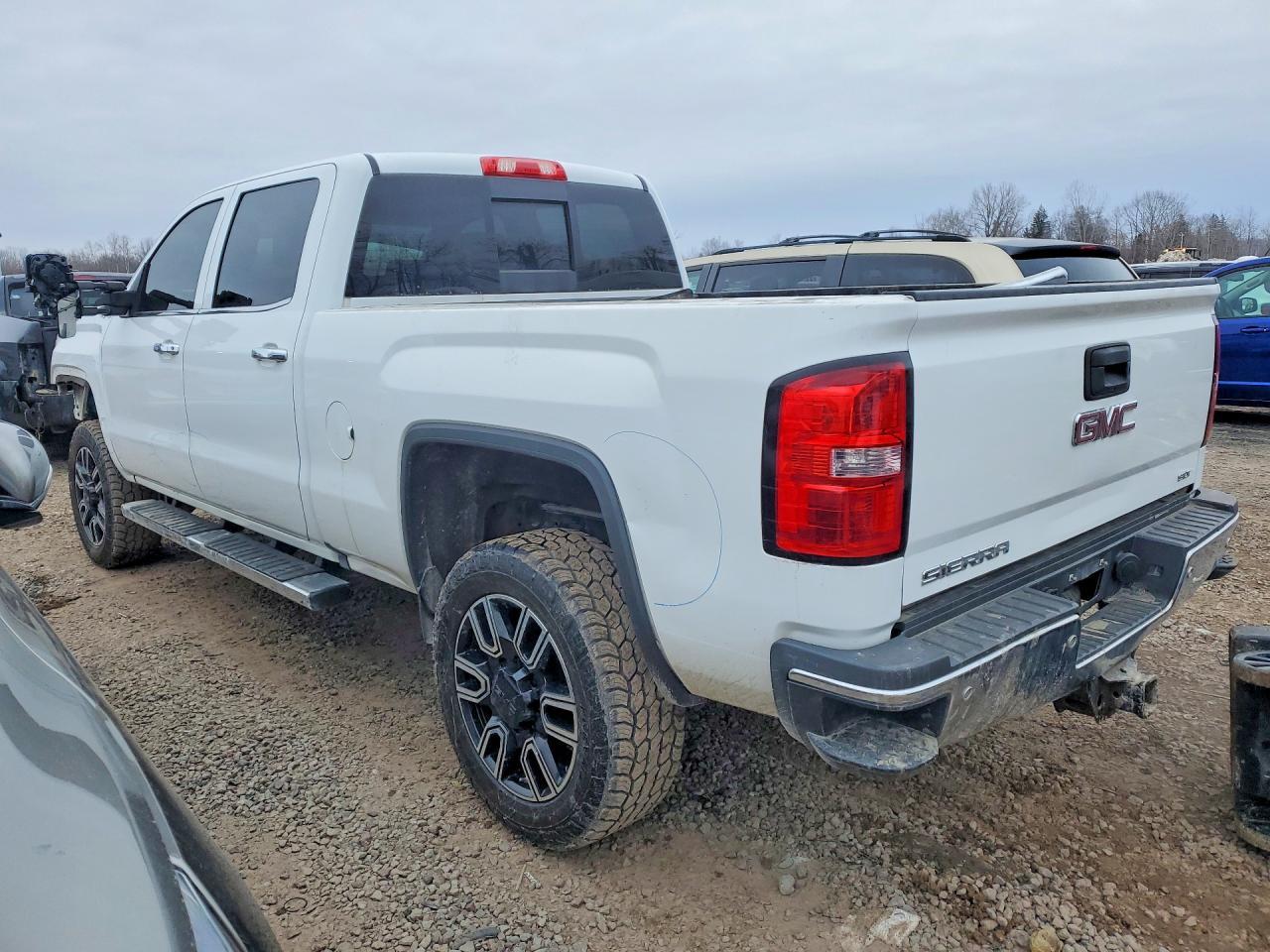 2018 GMC Sierra K2500 SLT