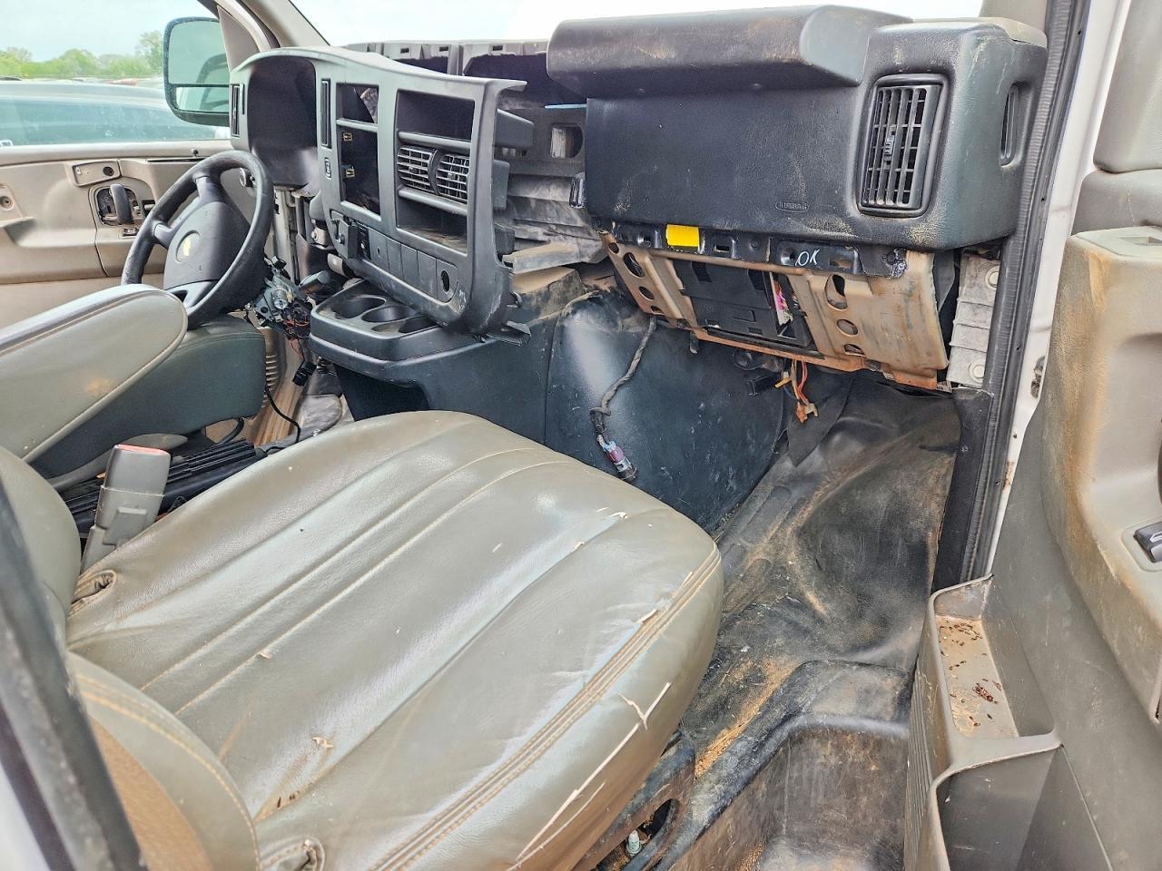 2014 Chevrolet Express G2500