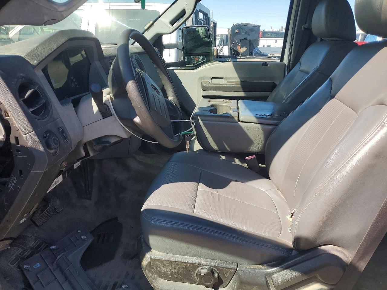 2011 Ford F550 Super Duty Truck Cab AND Chassis