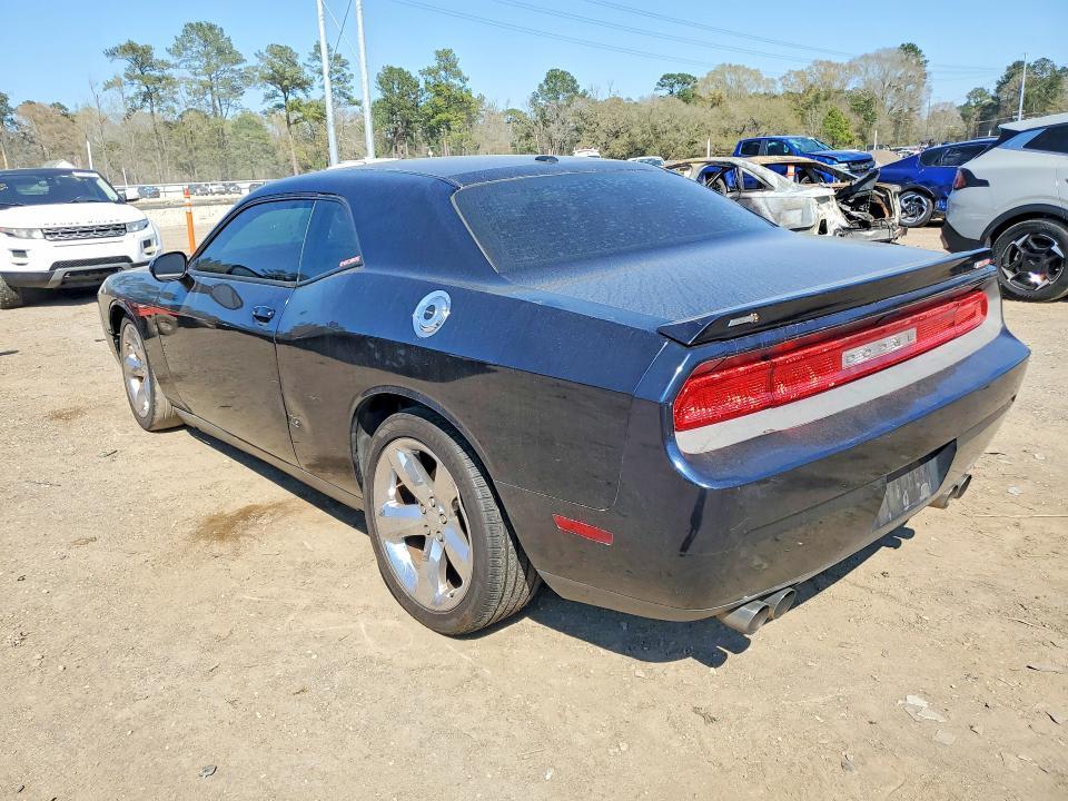 2012 Dodge Challenger r