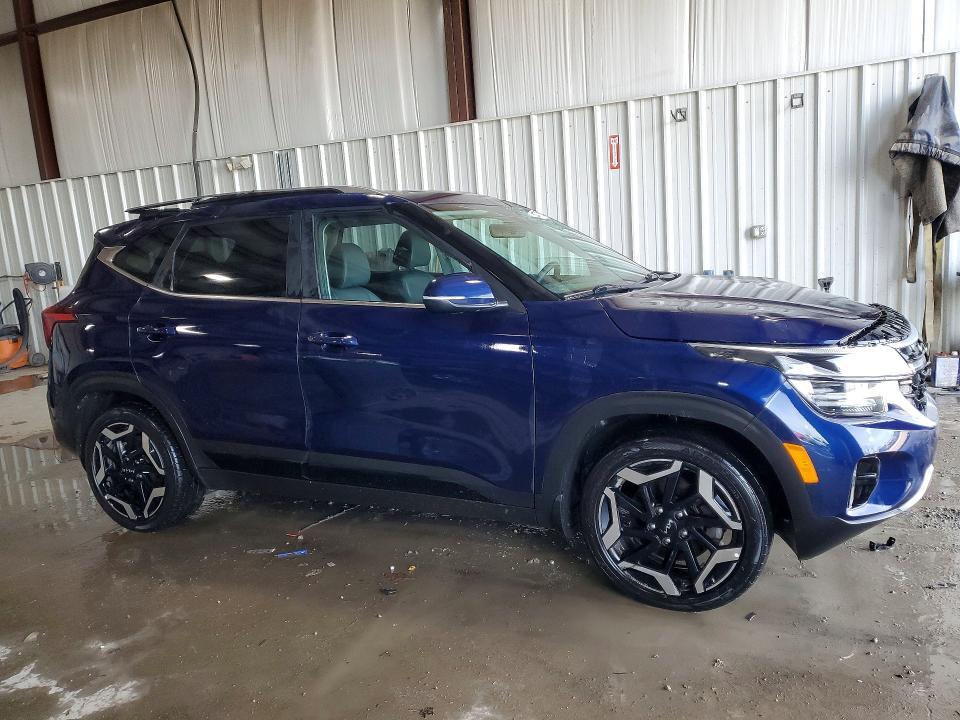 2024 KIA Seltos sx