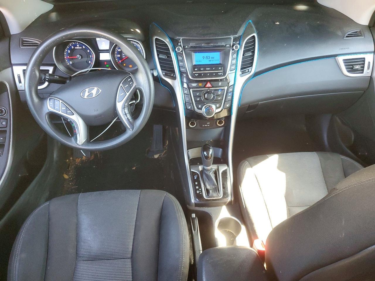 2016 Hyundai Elantra gt Base