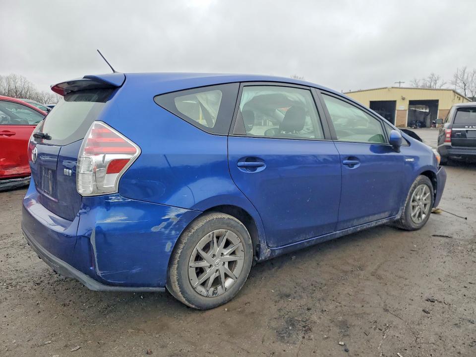 2015 Toyota Prius v Three