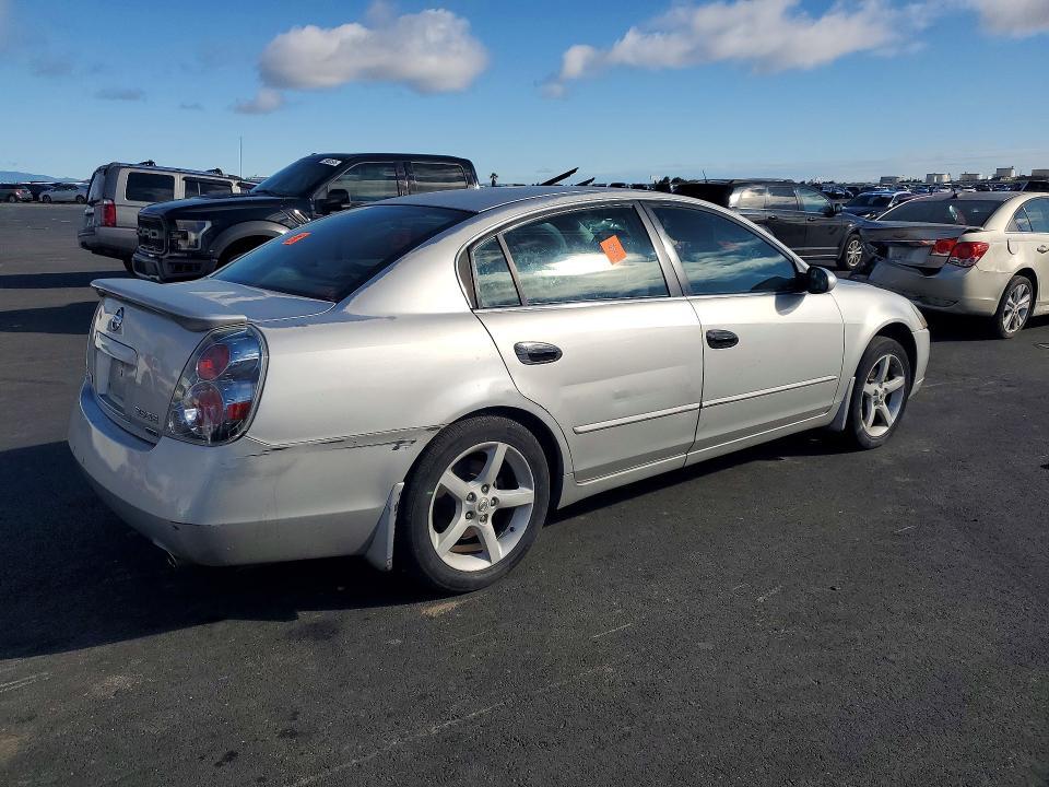 2005 Nissan Altima 3.5 se