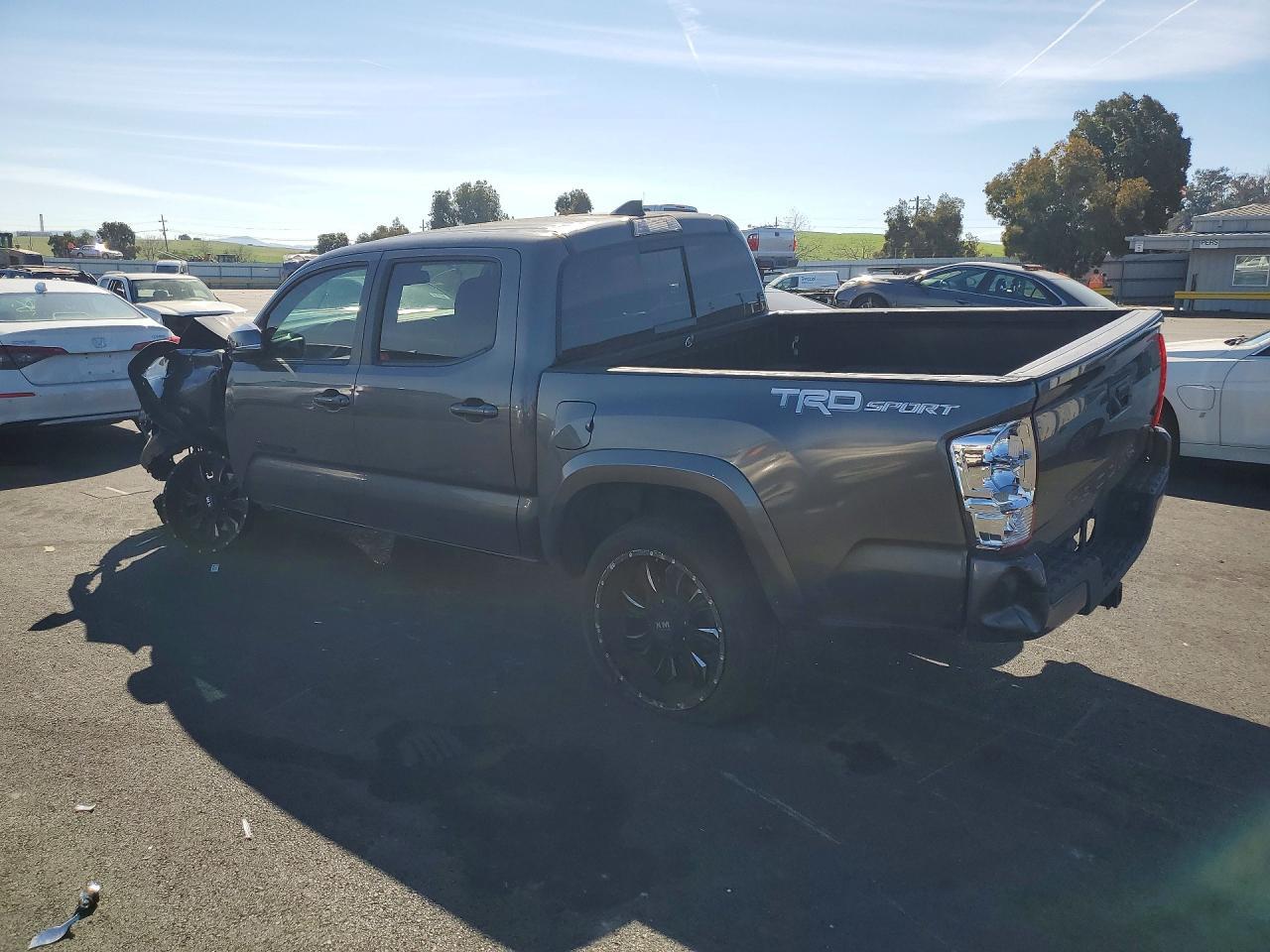 2018 Toyota Tacoma TRD Sport