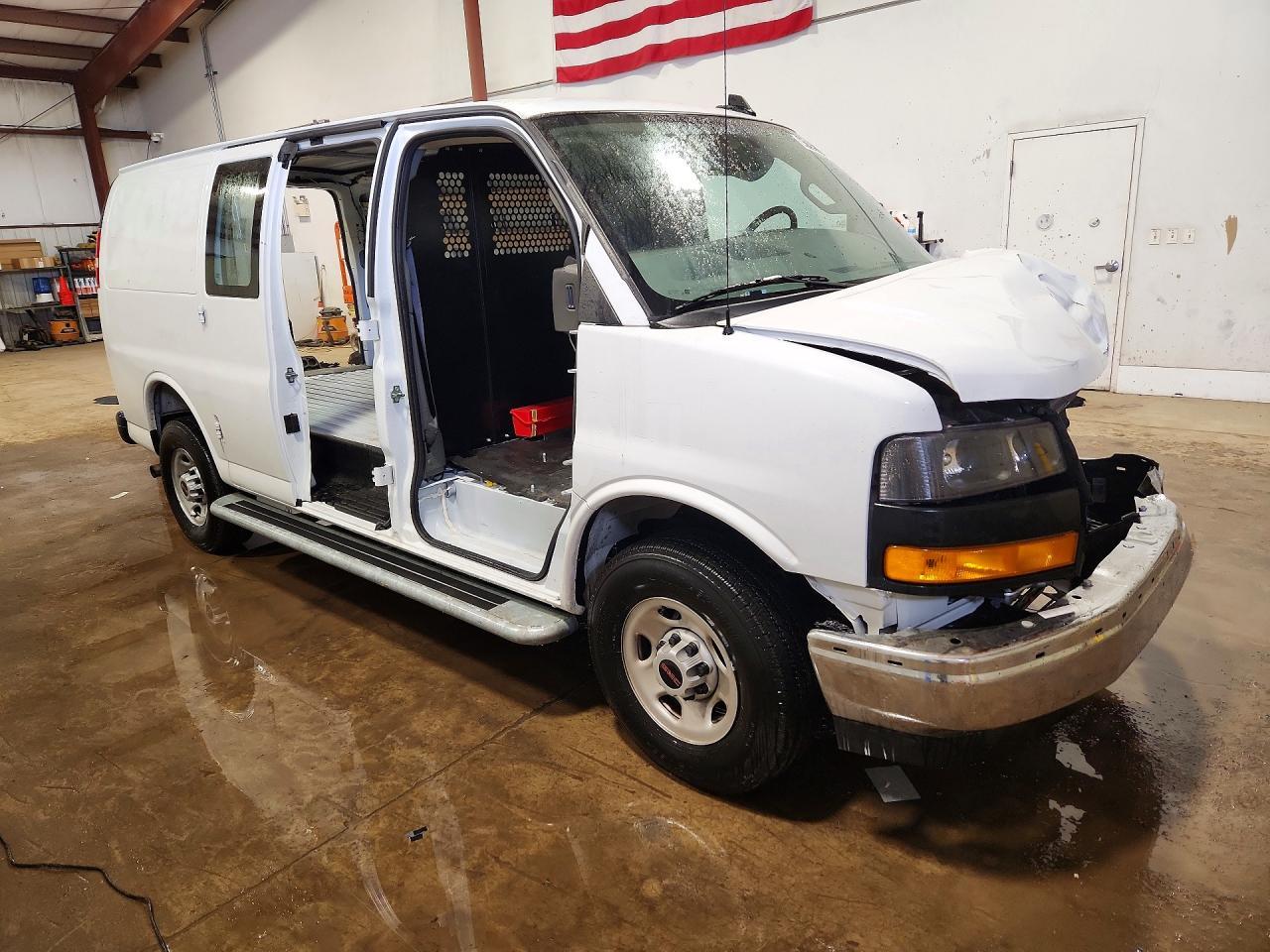2025 GMC Savana G2500
