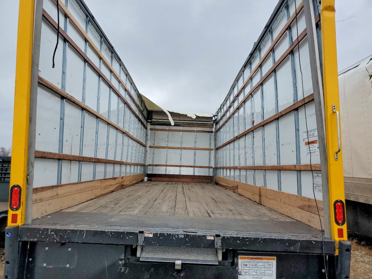 2023 International MV607 BOX Truck