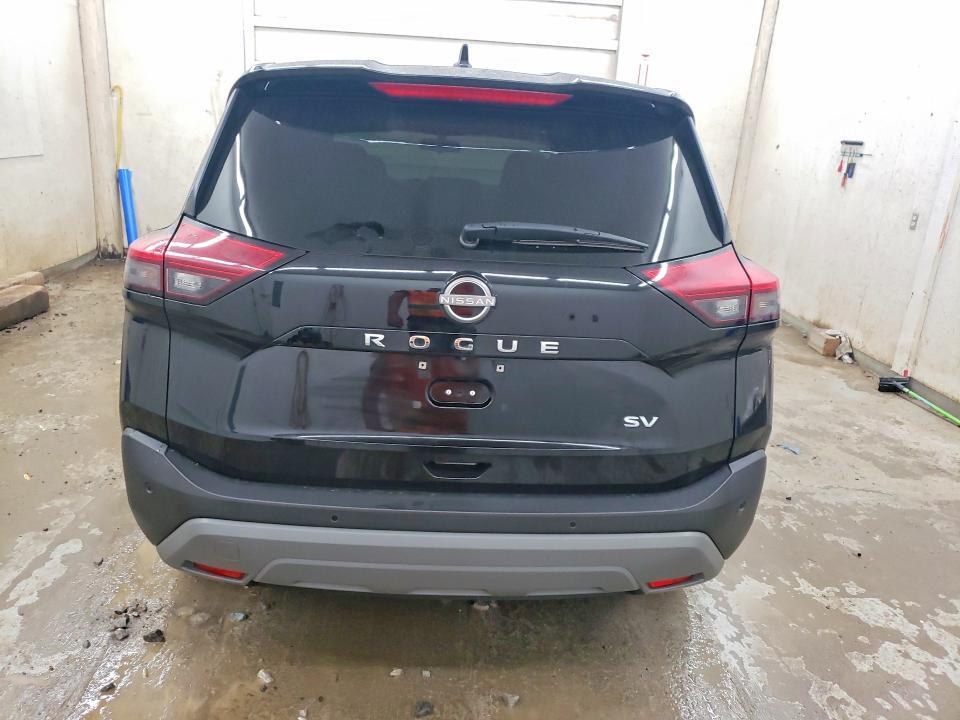 2022 Nissan Rogue sv