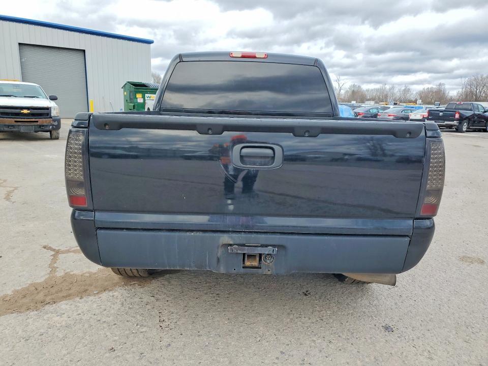 2007 Chevrolet Silverado C1500 Classic Crew Cab