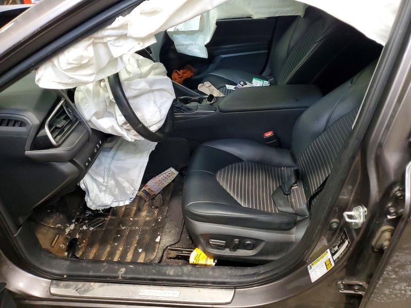 2022 Toyota Camry se 4DR