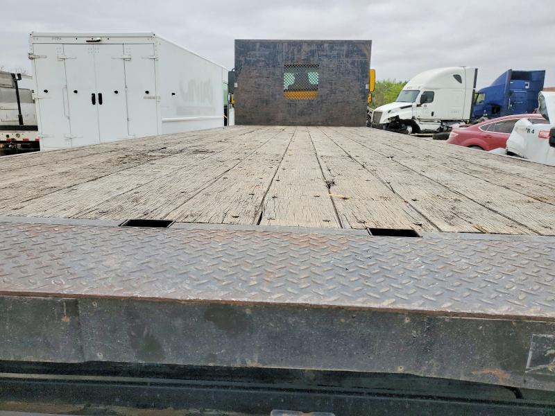 2007 International 4300 Flatbed Truck