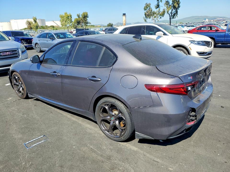 2018 Alfa Romeo Giulia ti