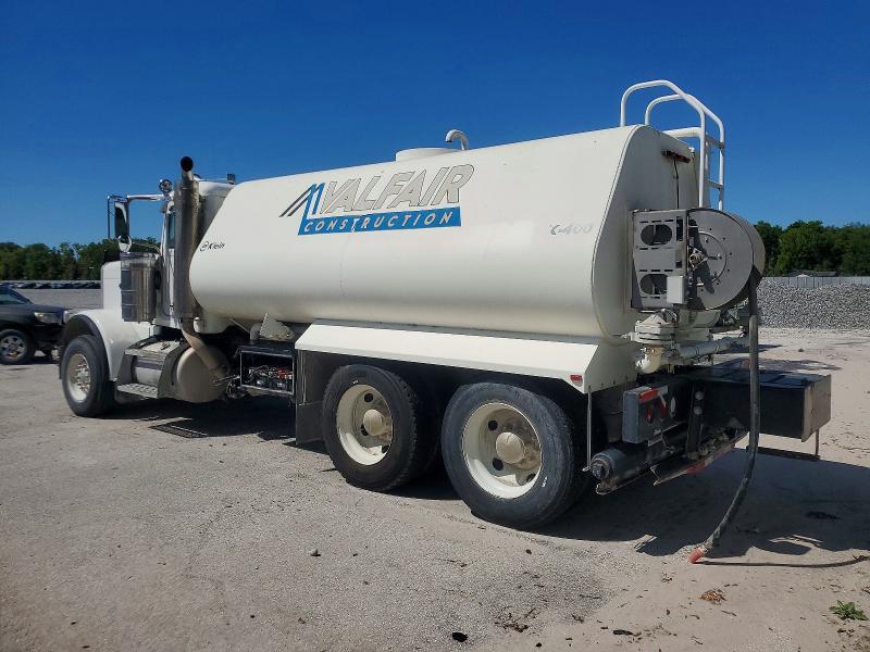 2009 Peterbilt 388 Water Truck