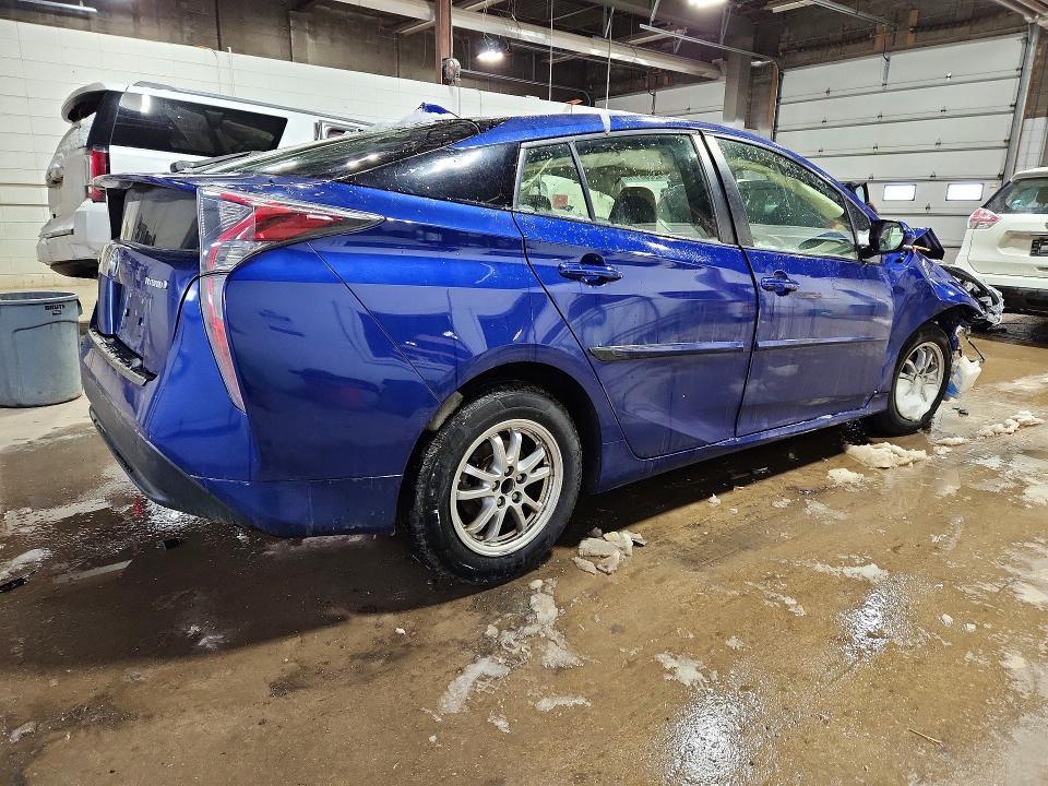 2016 Toyota Prius Three