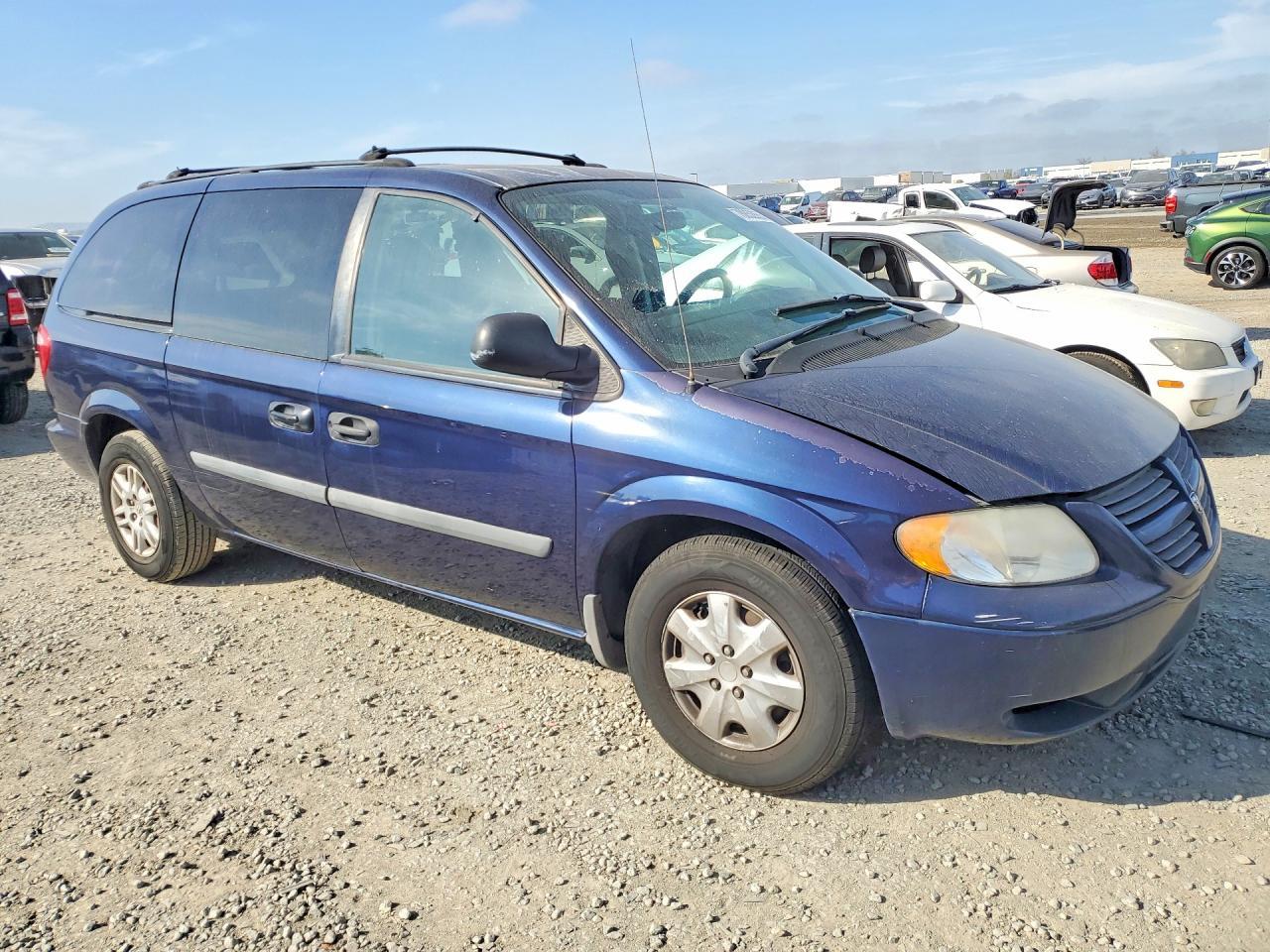 2005 Dodg Caravan se