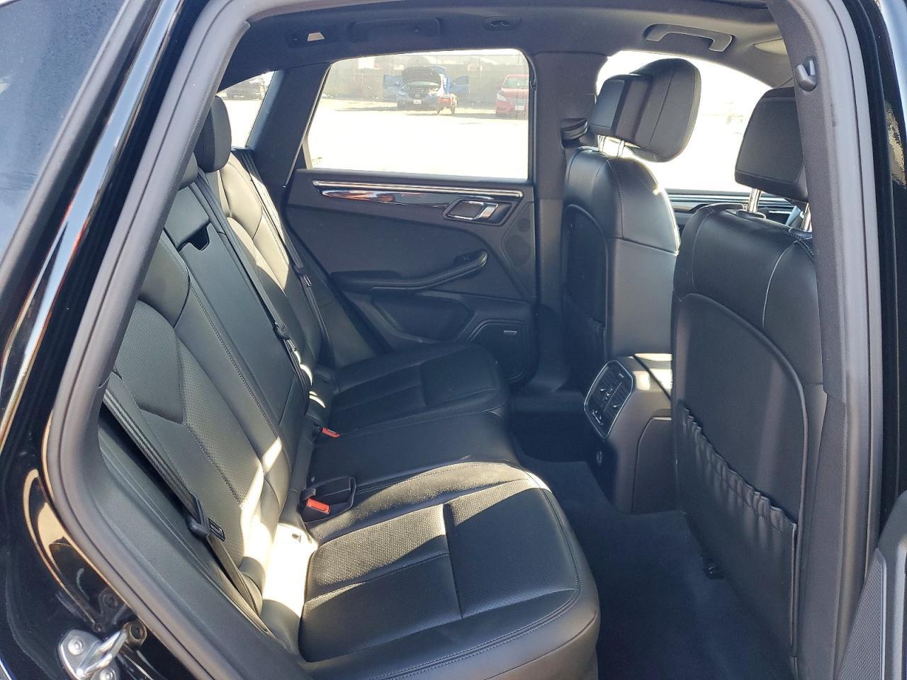 2018 Porsche Macan s