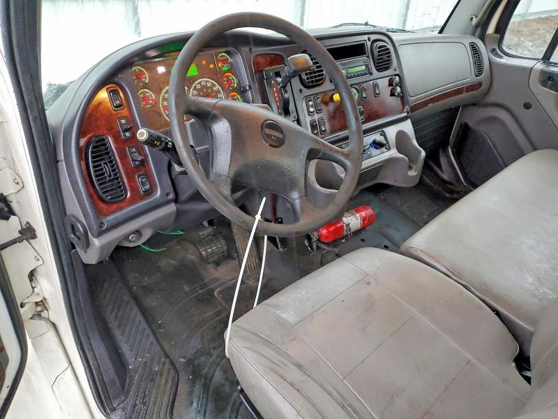 2023 Freigliner 2023 Freightliner Business Class M2 Water Truck