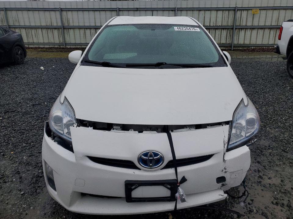 2010 Toyota Prius i