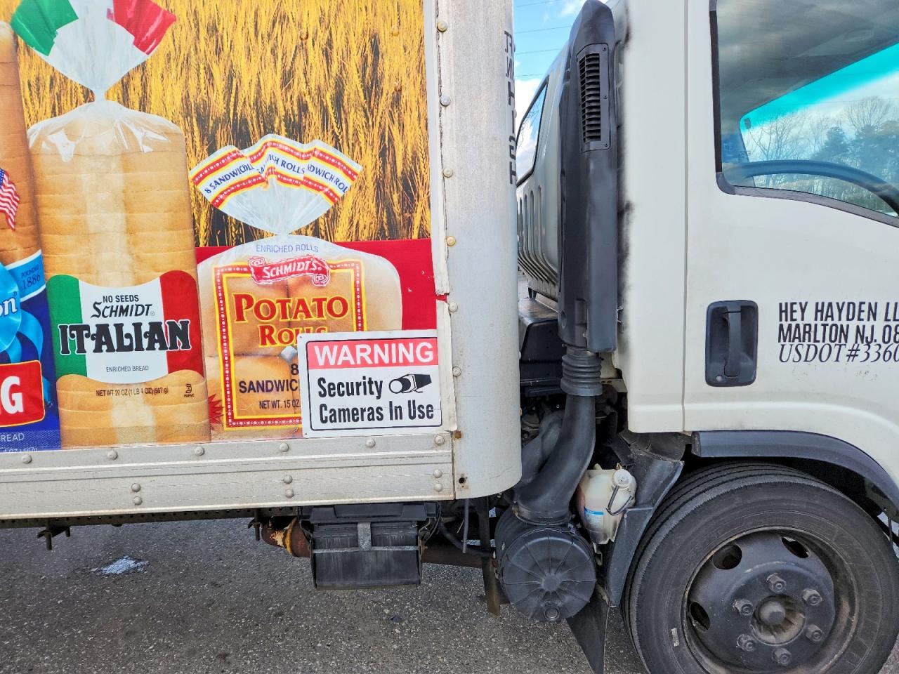 2016 Isuzu NPR HD BOX Truck