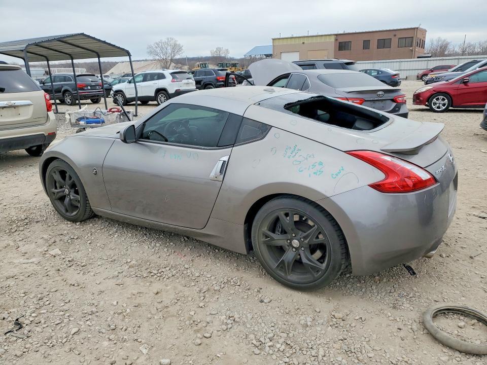 2009 Nissan 370z Base