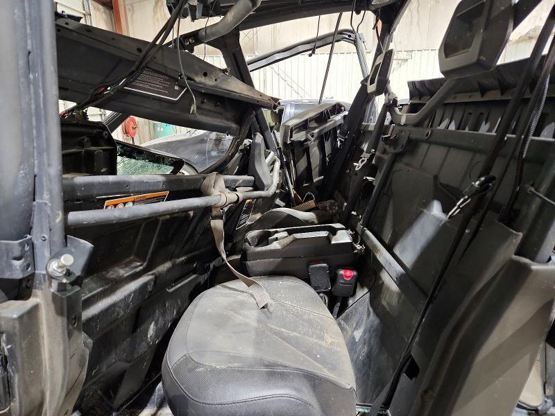 2025 Can-Am Defender Utility Vehicle