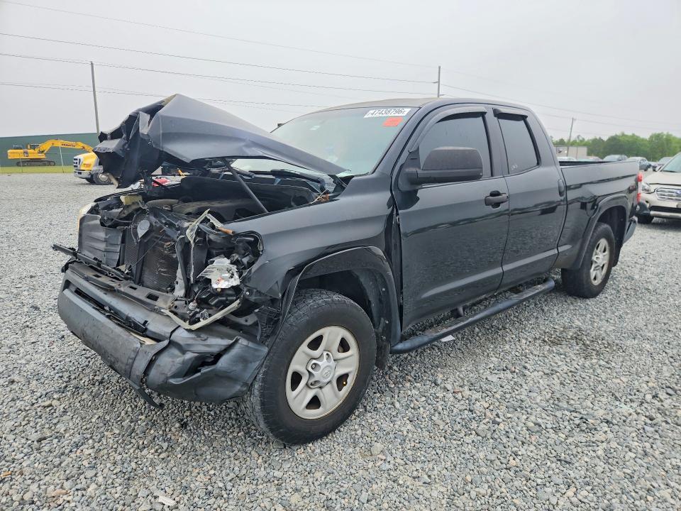 2014 Toyota Tundra SR