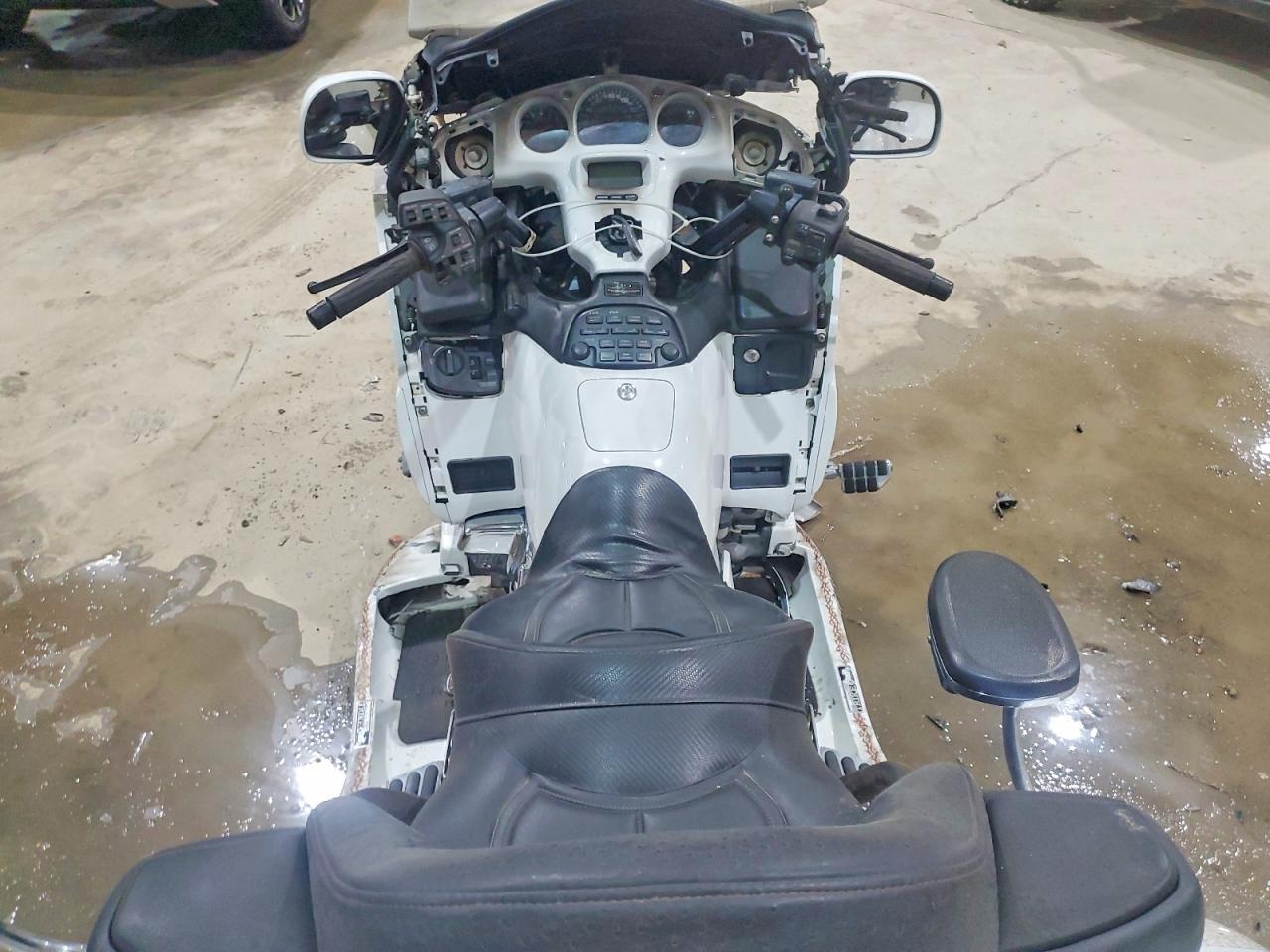 2005 Honda GL1800