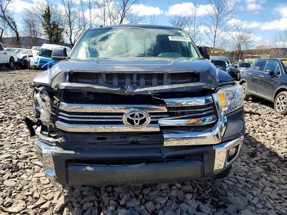 2017 Toyota Tundra SR5
