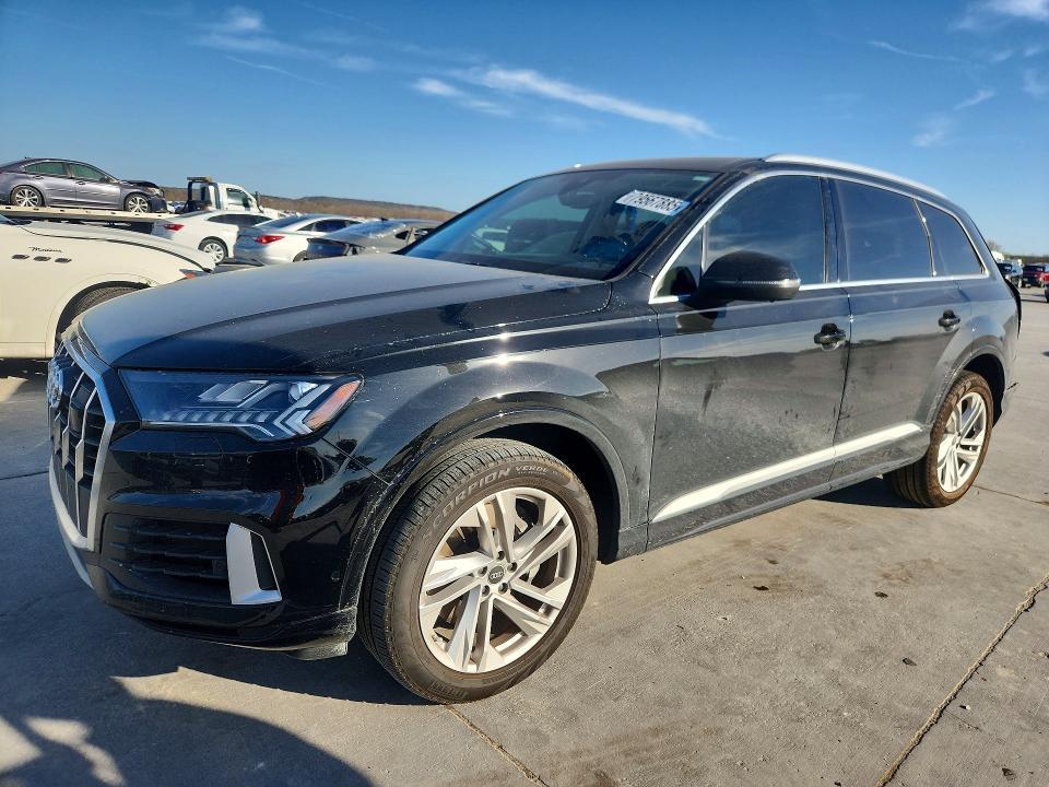 2023 Audi Q7 Premium Plus
