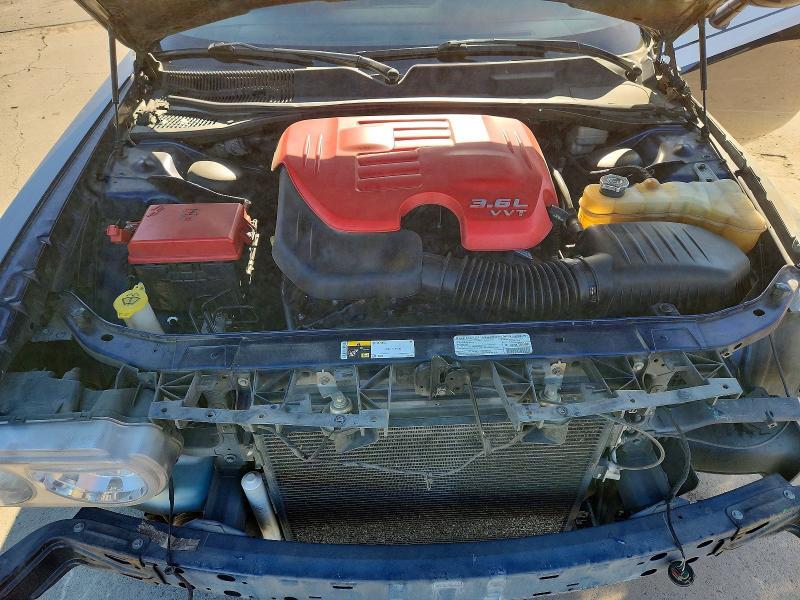 2013 Dodge Challenger sxt