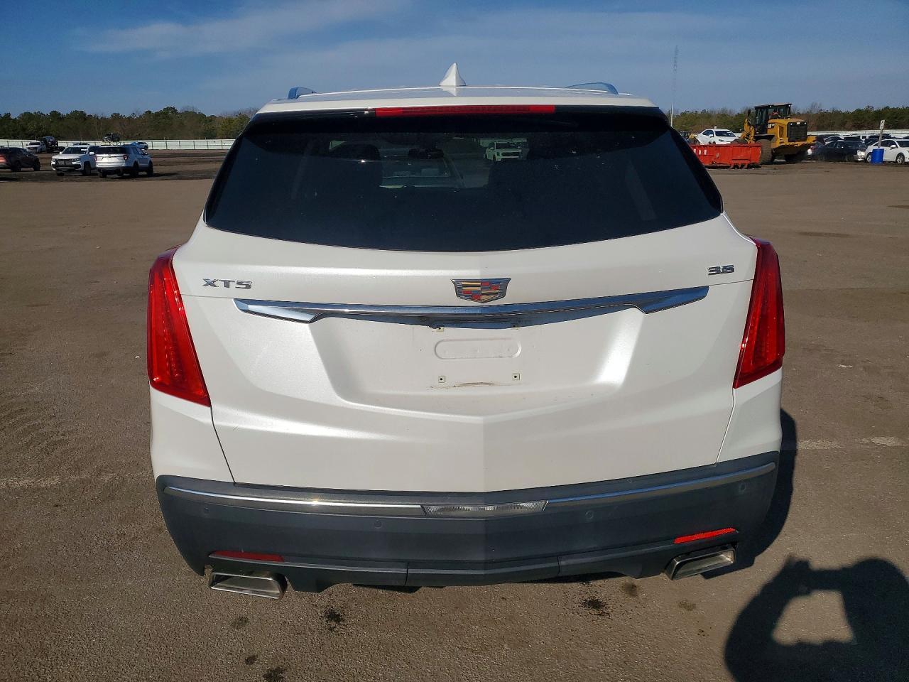 2017 Cadillac XT5