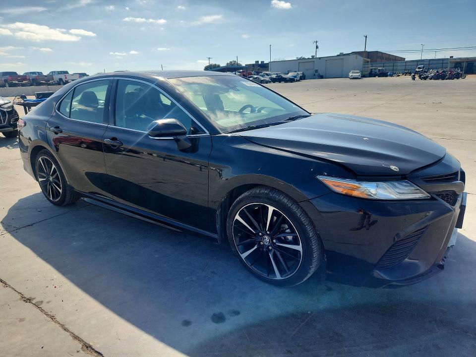 2018 Toyota Camry xse