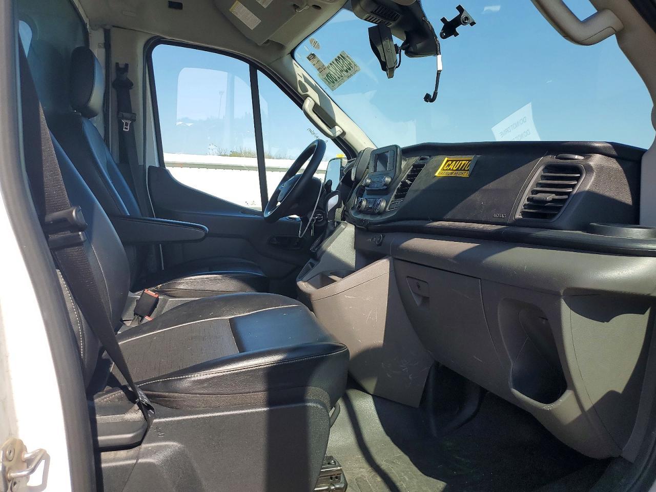 2021 Ford Transit Delivery Truck