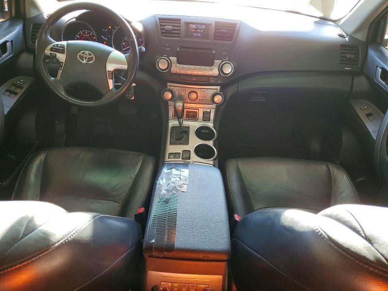 2012 Toyota Highlander se