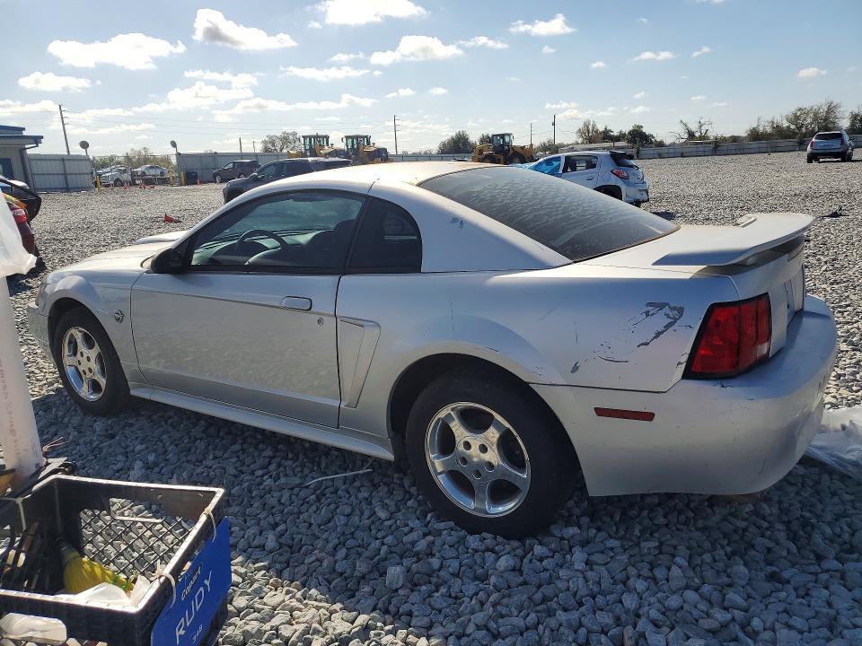 2004 Ford Mustang