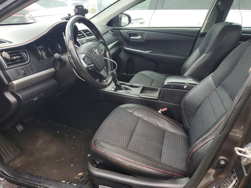 2015 Toyota Camry le