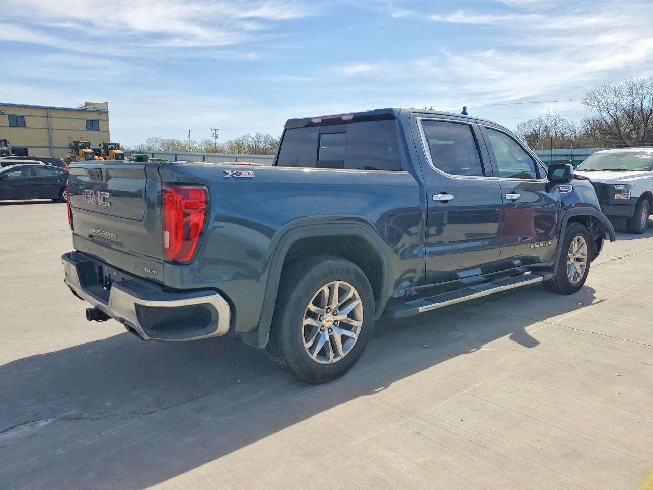 2019 GMC Sierra K1500 SLT