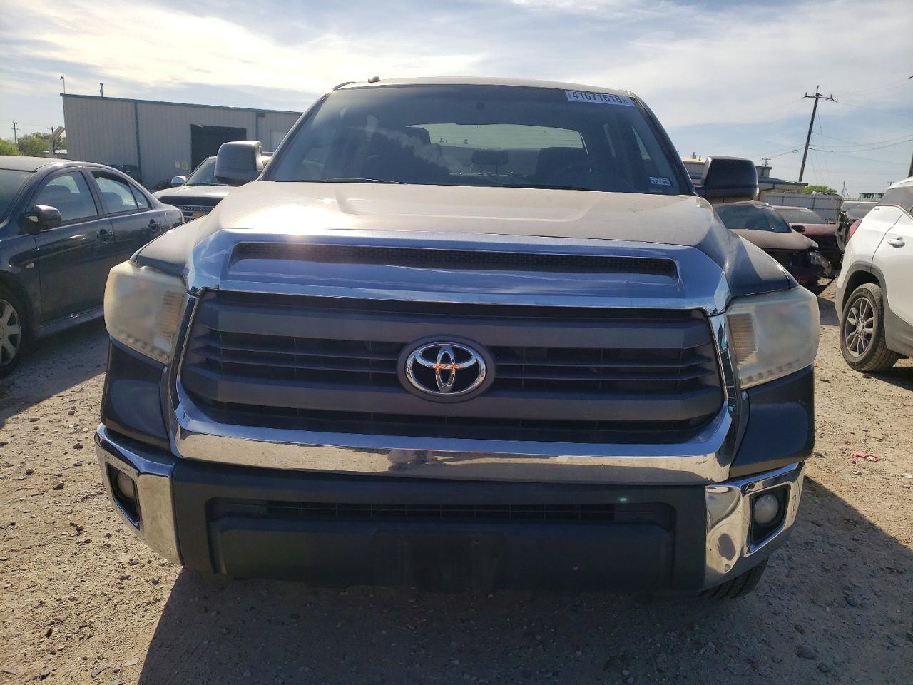 2015 Toyota Tundra SR5