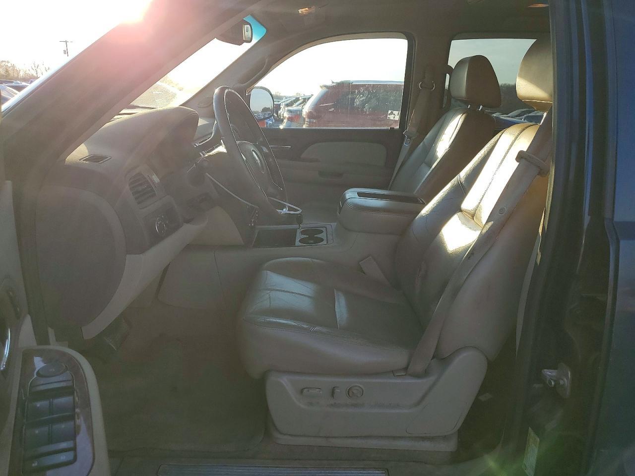 2008 GMC Yukon xl C1500