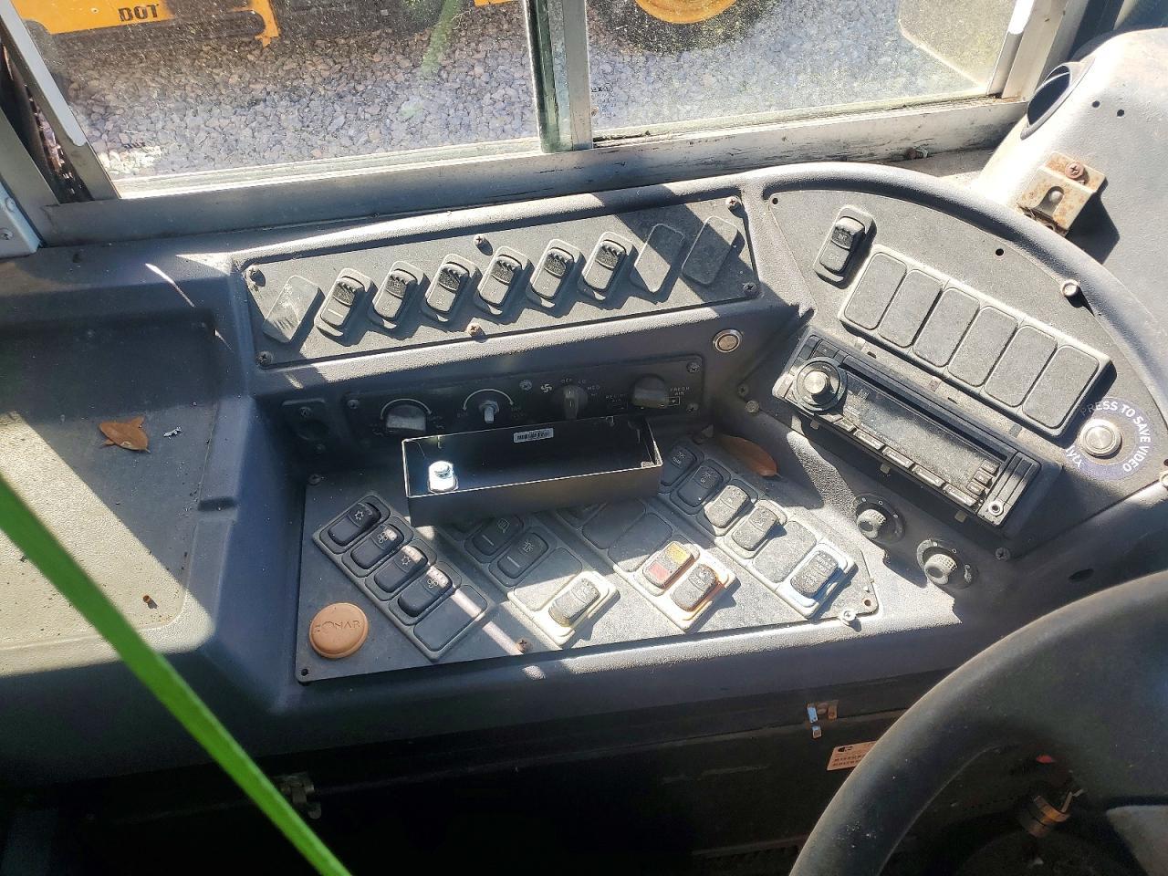 2014 Blubird 2014 Bluebird Vision-School Bus