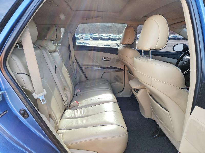 2009 Toyota Venza awd V6