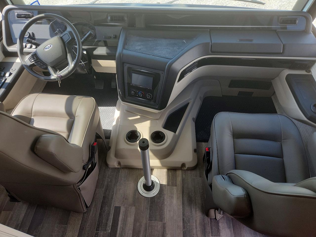 2024 Entegcoach 2023 Entegra Vision RV