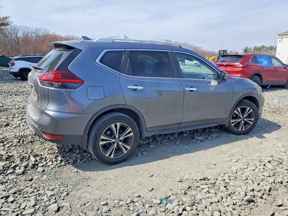 2019 Nissan Rogue sv